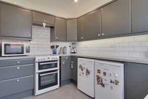 Kitchen- click for photo gallery